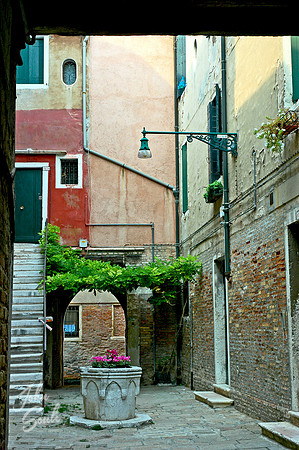 The Venice Piazza